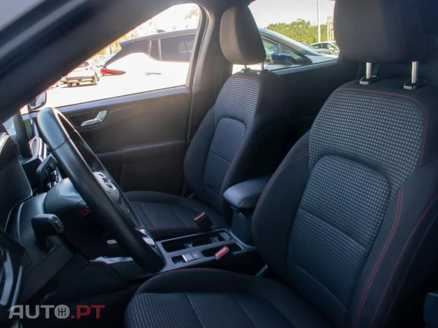 Ford Kuga 1.5 EcoBoost ST-Line