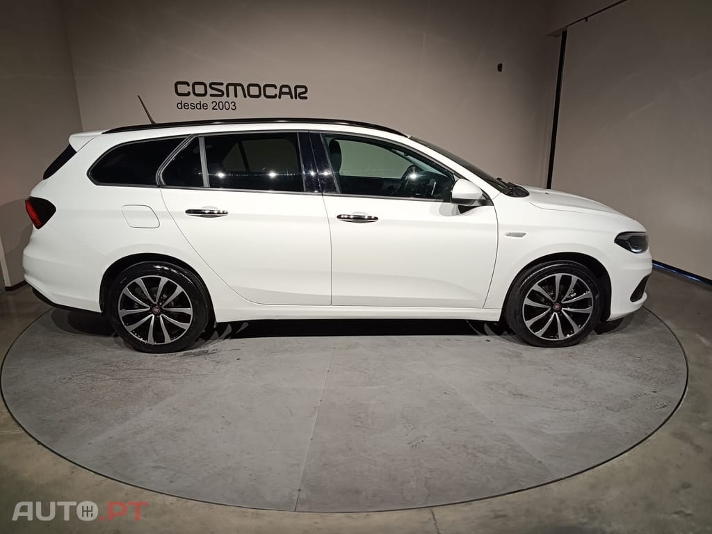 Fiat Tipo 1.6 M-Jet Lounge 