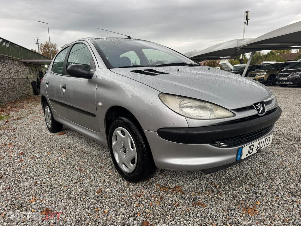 Peugeot 206 1.1 XT