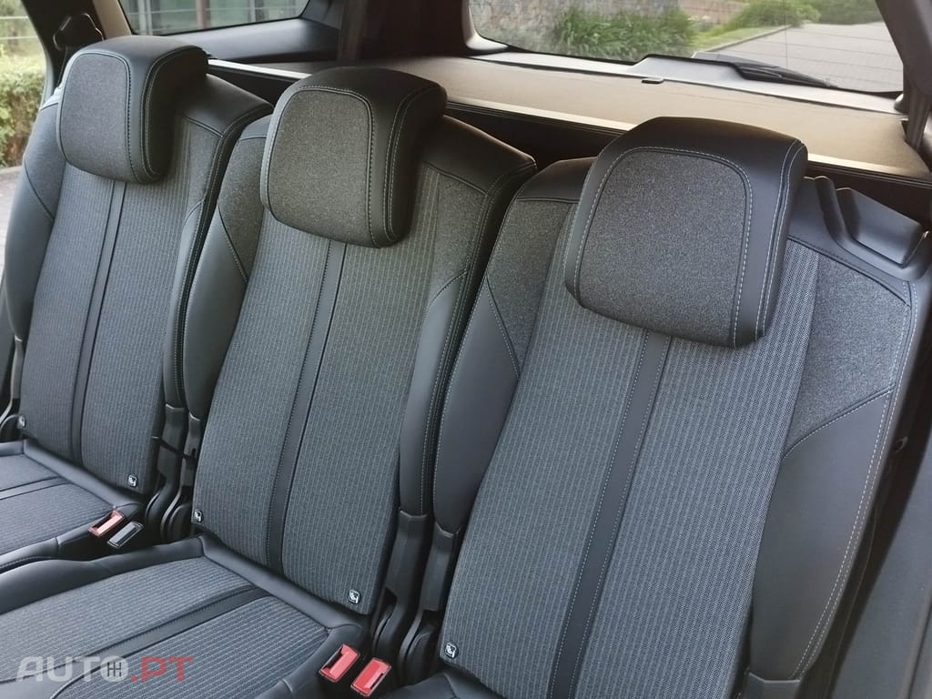 Peugeot 5008 1.2 PureTech Allure Pack EAT8