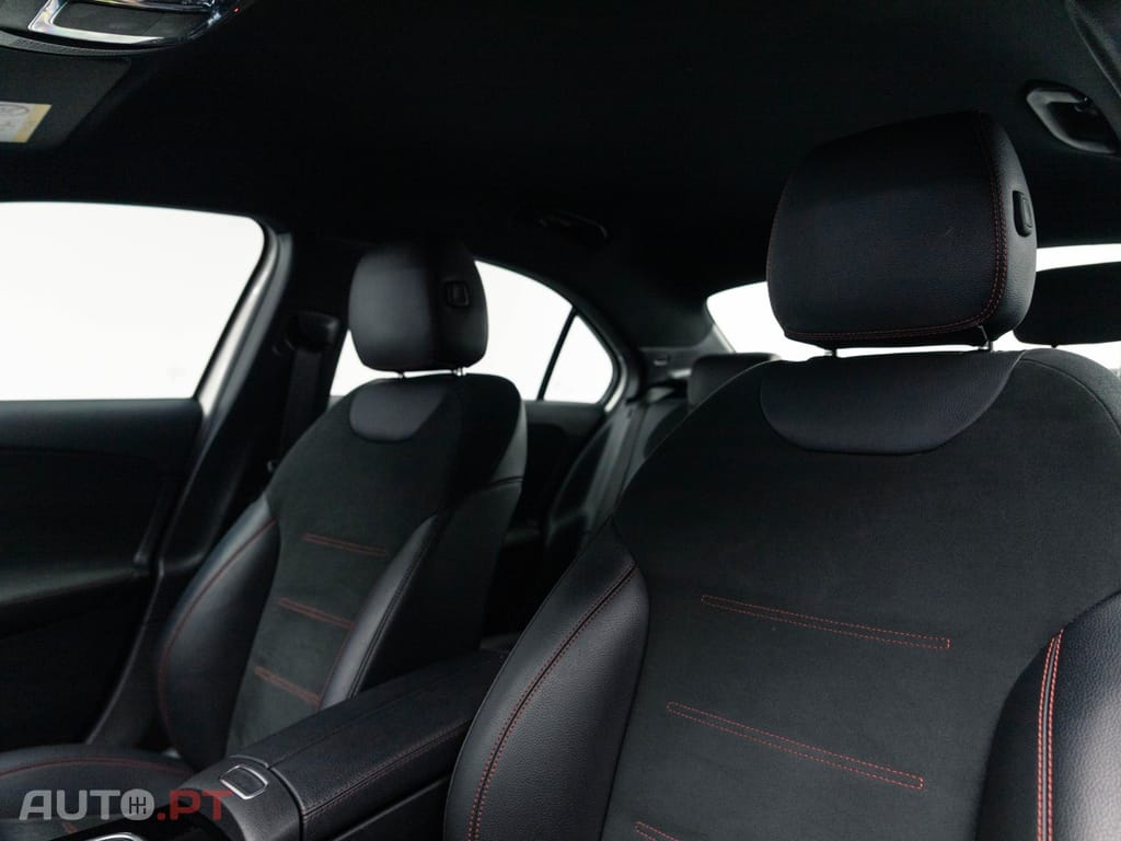 Mercedes-Benz A 250 e AMG Line