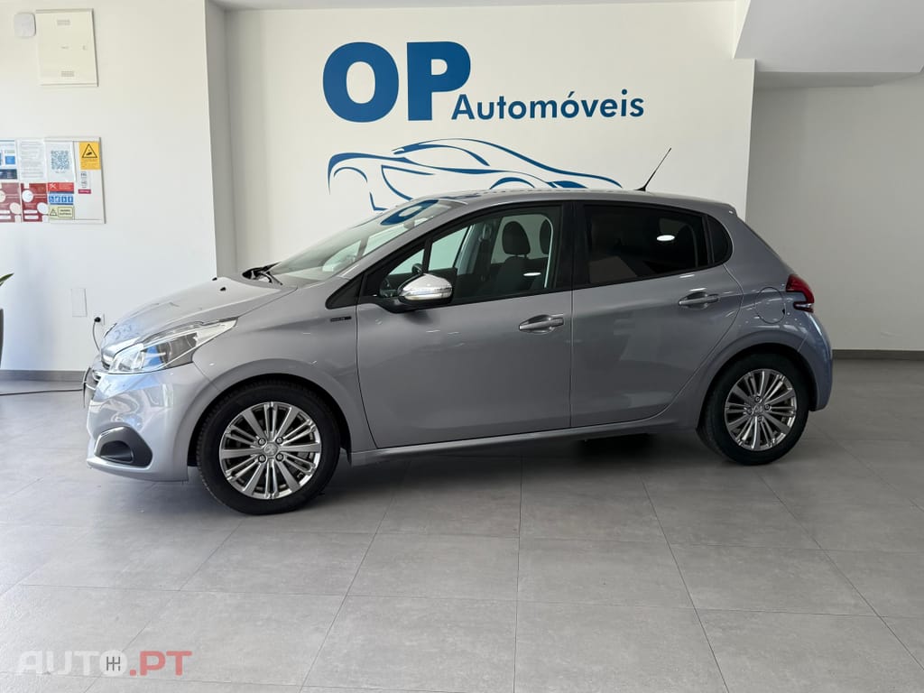 Peugeot 208 1.5 BlueHDi Signature