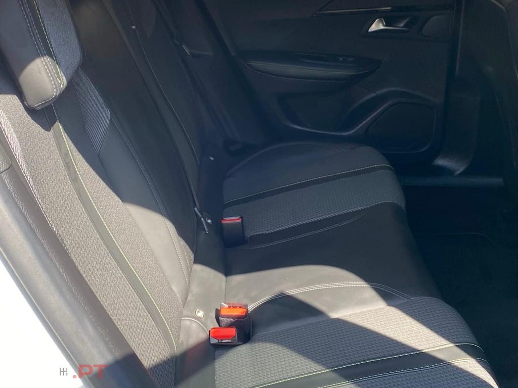 Peugeot 2008 Peugeot 2008 1.5 BlueHdi GT