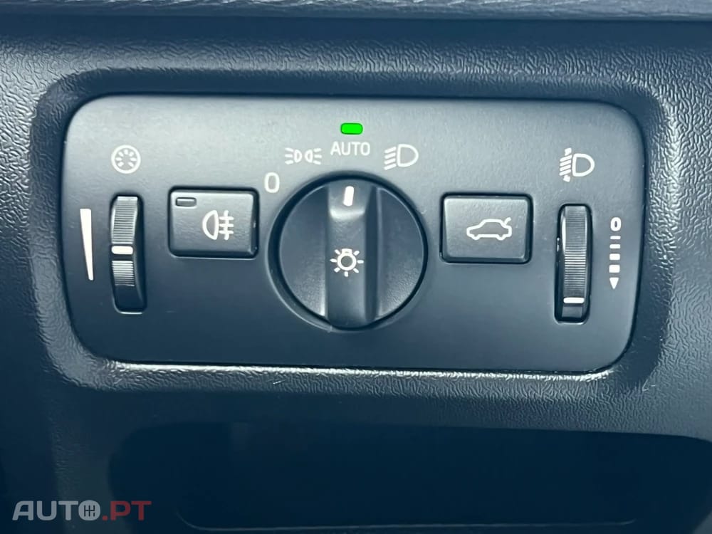 Volvo V40 2.0 D2 Kinetic