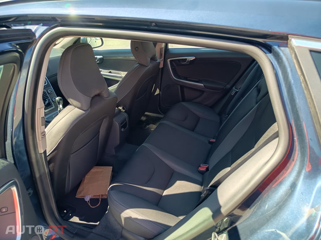 Volvo V60 1.6 D2 Kinetic