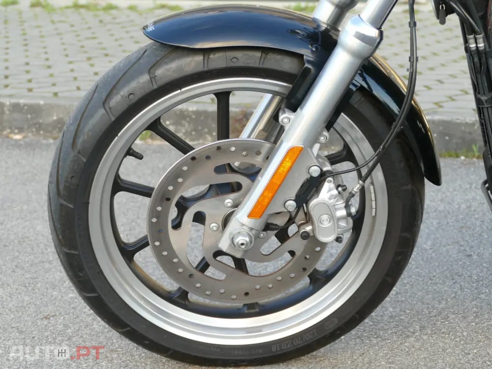 Harley Davidson 883 L SUPERLOW