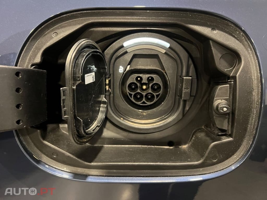 Mercedes-Benz C 300 e T 9G-TRONIC AMG Line