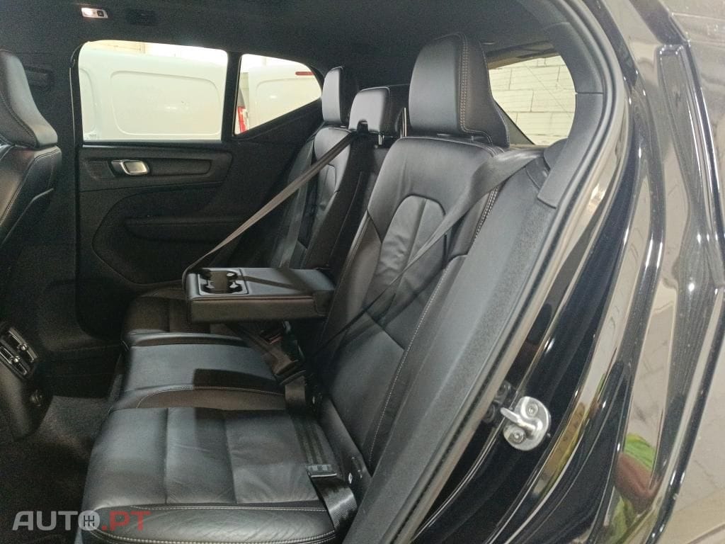 Volvo XC40 1.5 T5 PHEV R-Design