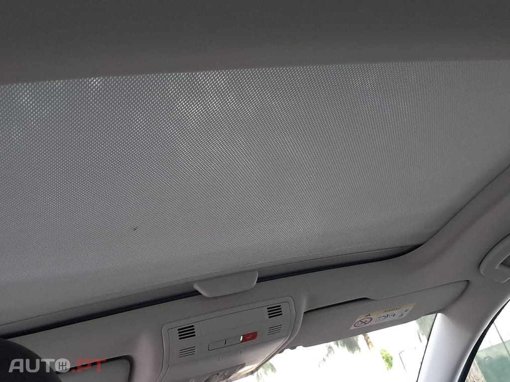 Volkswagen Golf 1.5 eTSI R-Line DSG
