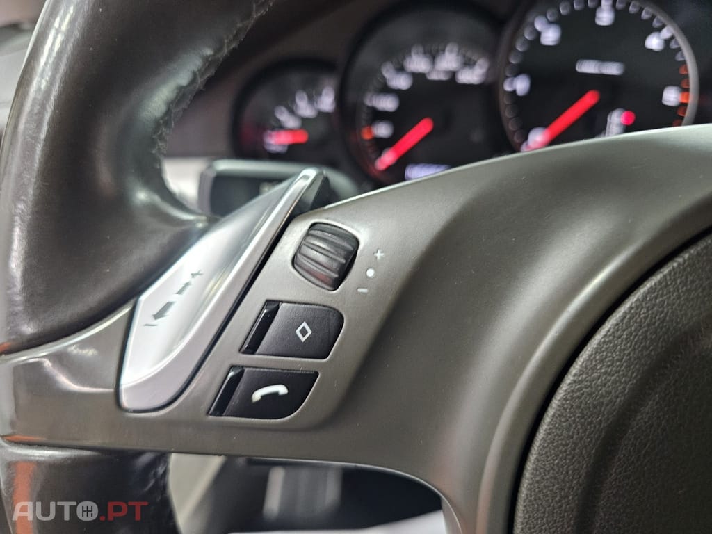 Porsche Panamera Platinum Edition