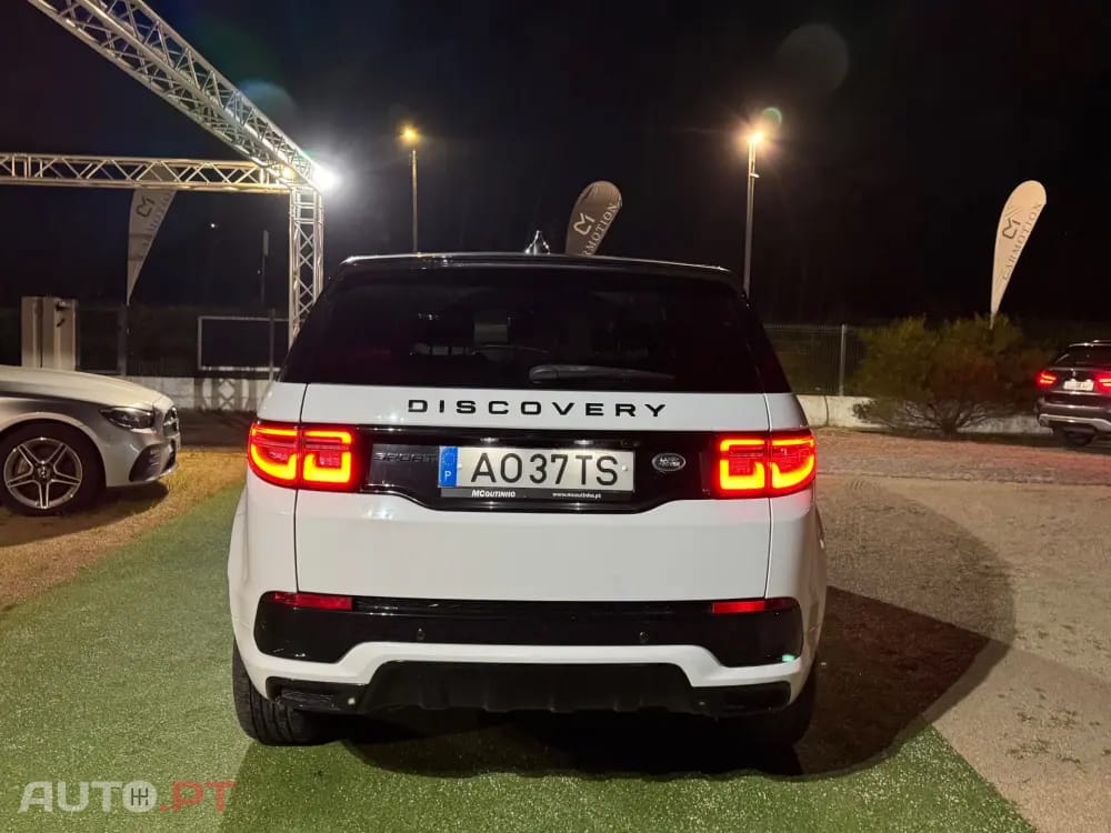 Land Rover Discovery Sport 2.0 D165 R-Dynamic S