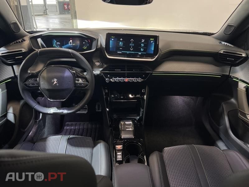 Peugeot E-2008 50 kWh GT