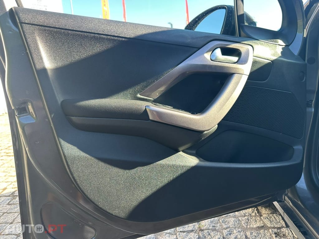 Peugeot 2008 1.2 PureTech Active