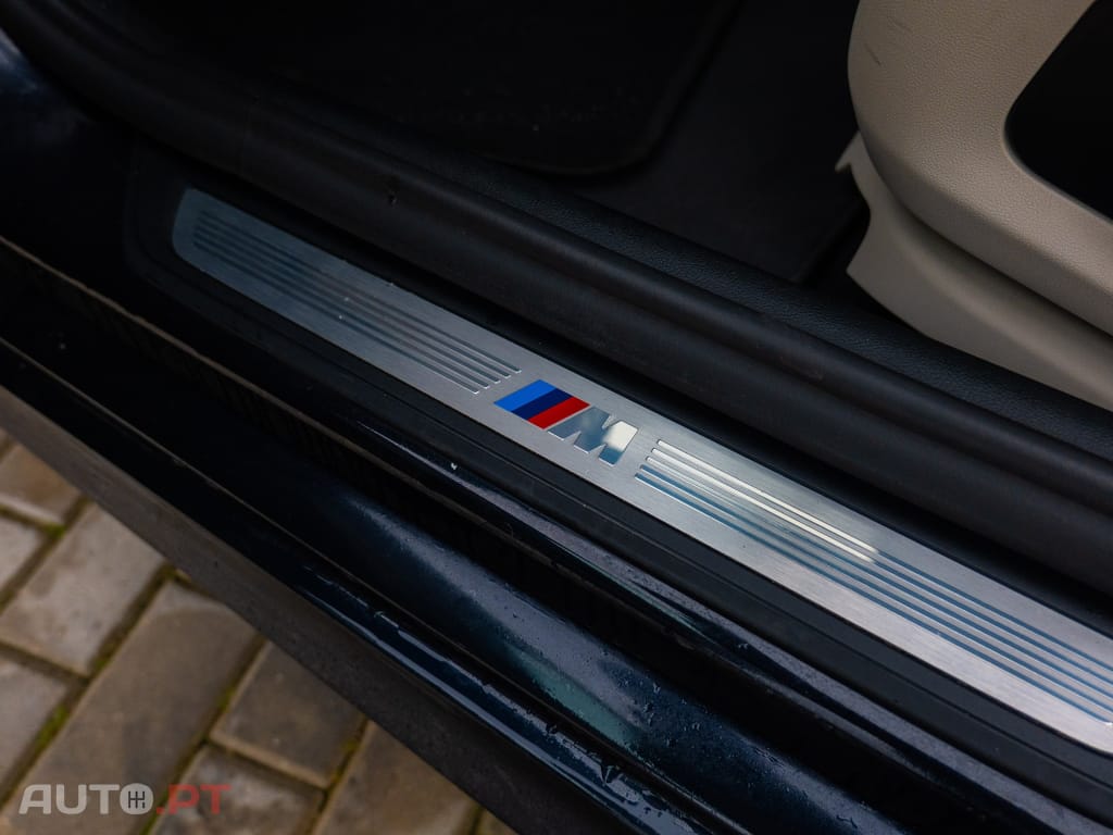 BMW 520 d Pack Desportivo M Auto