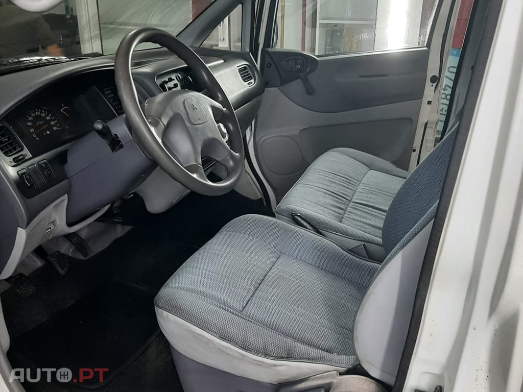 Mitsubishi L400 2.5