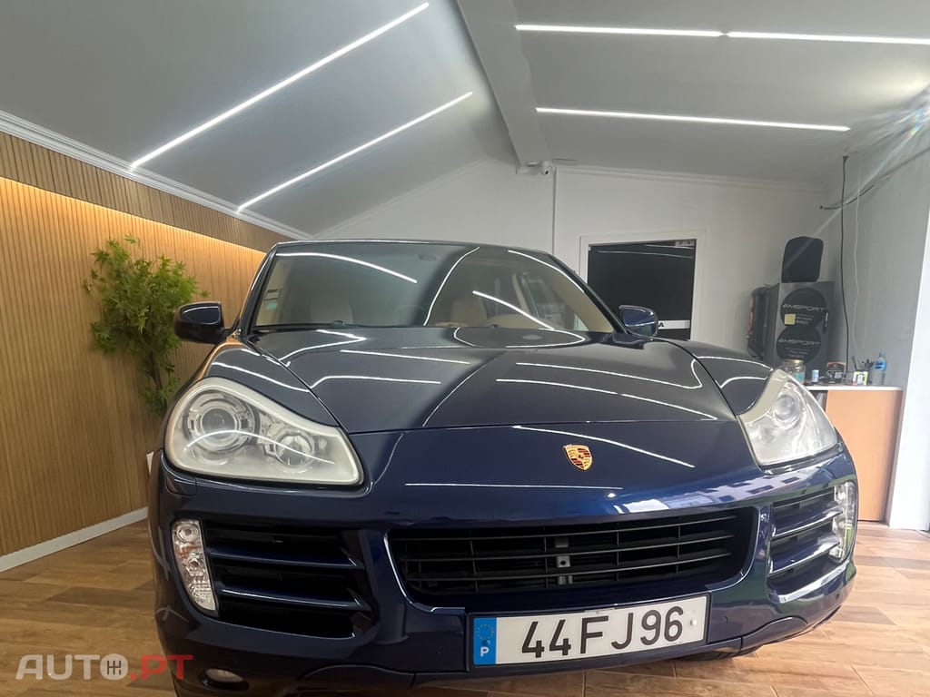Porsche Cayenne Porsche Cayenne Tiptronic