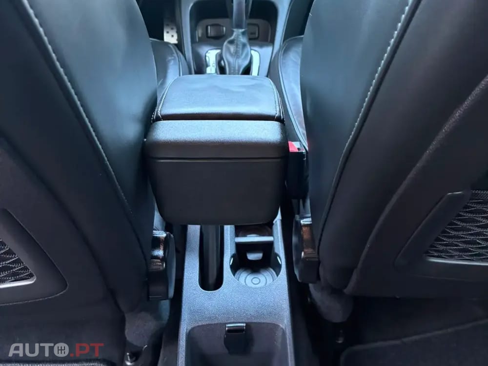 Renault Captur 1.2 TCe Initiale Paris EDC