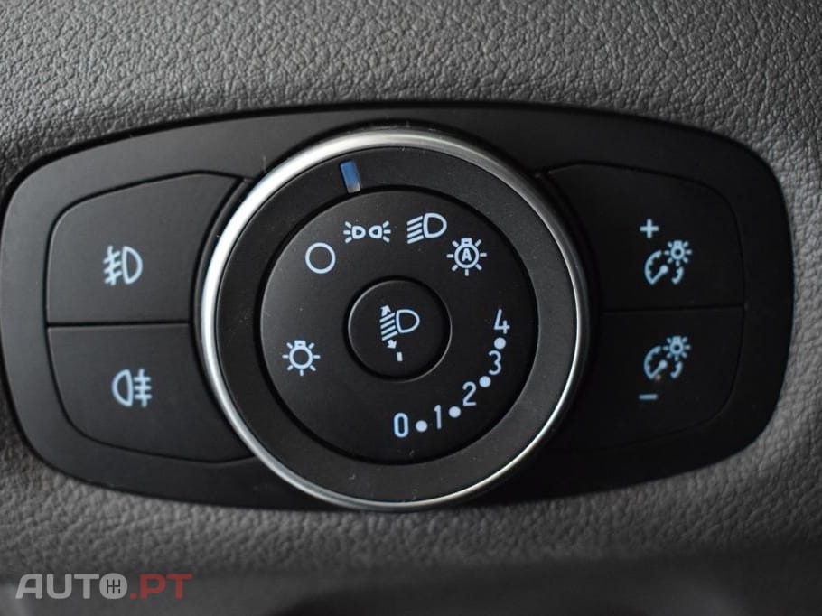 Ford Transit Custom Outro