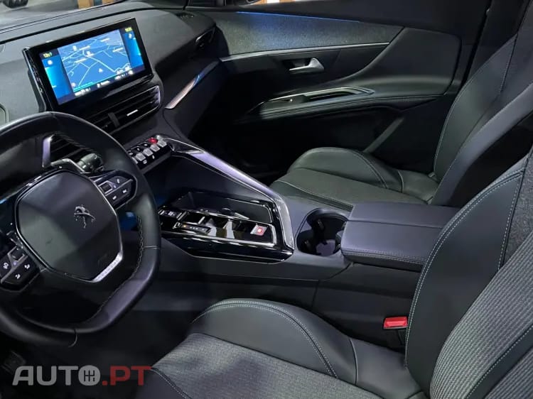 Peugeot 3008 1.6 Hybrid Allure Pack e-EAT8