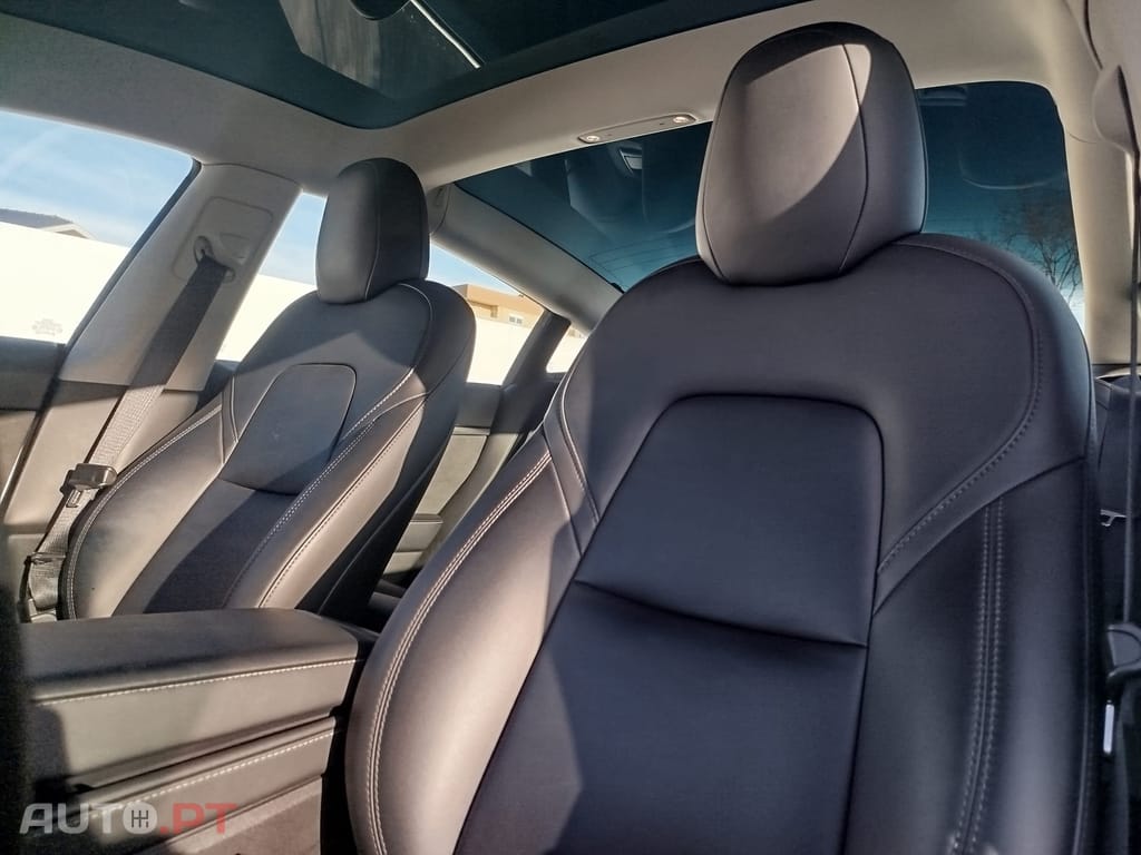 Tesla Model 3 Long Range Tração Traseira