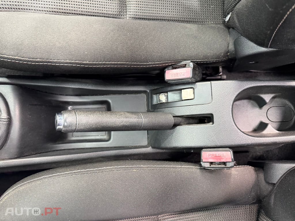 Peugeot 207 CC 1.6 VTi Active