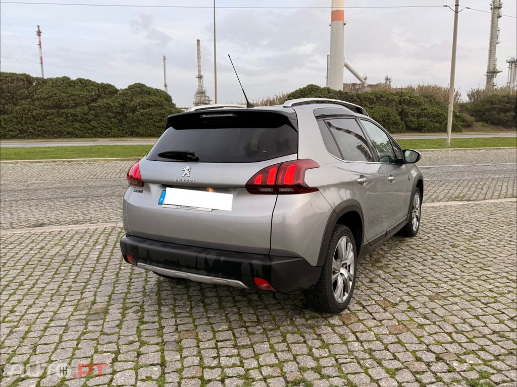Peugeot 2008 1.2 PureTech Crossway EAT6