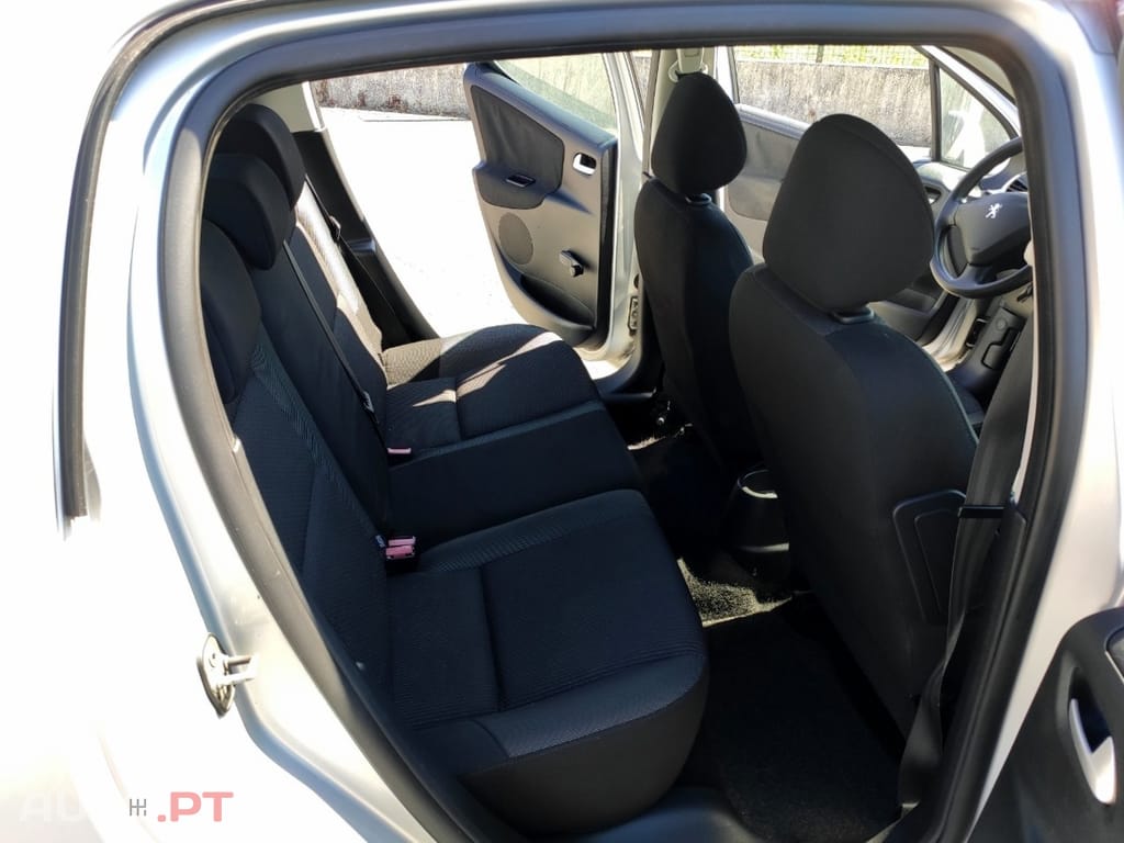 Peugeot 207 1.4 HDi SE Sportium