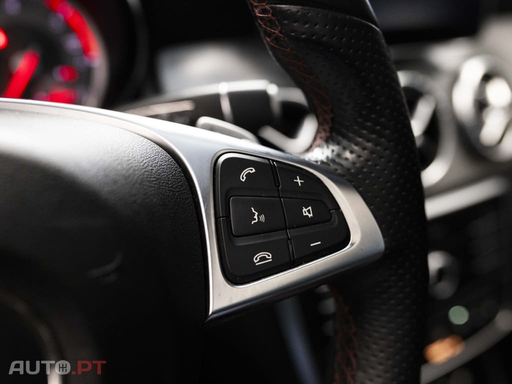 Mercedes-Benz CLA 220 d Shooting Brake AMG Line Aut.