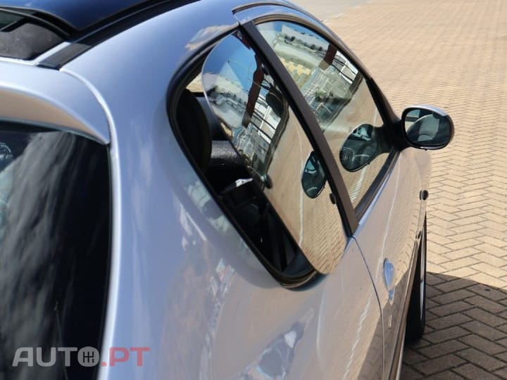 Peugeot 206 1.6 GTi