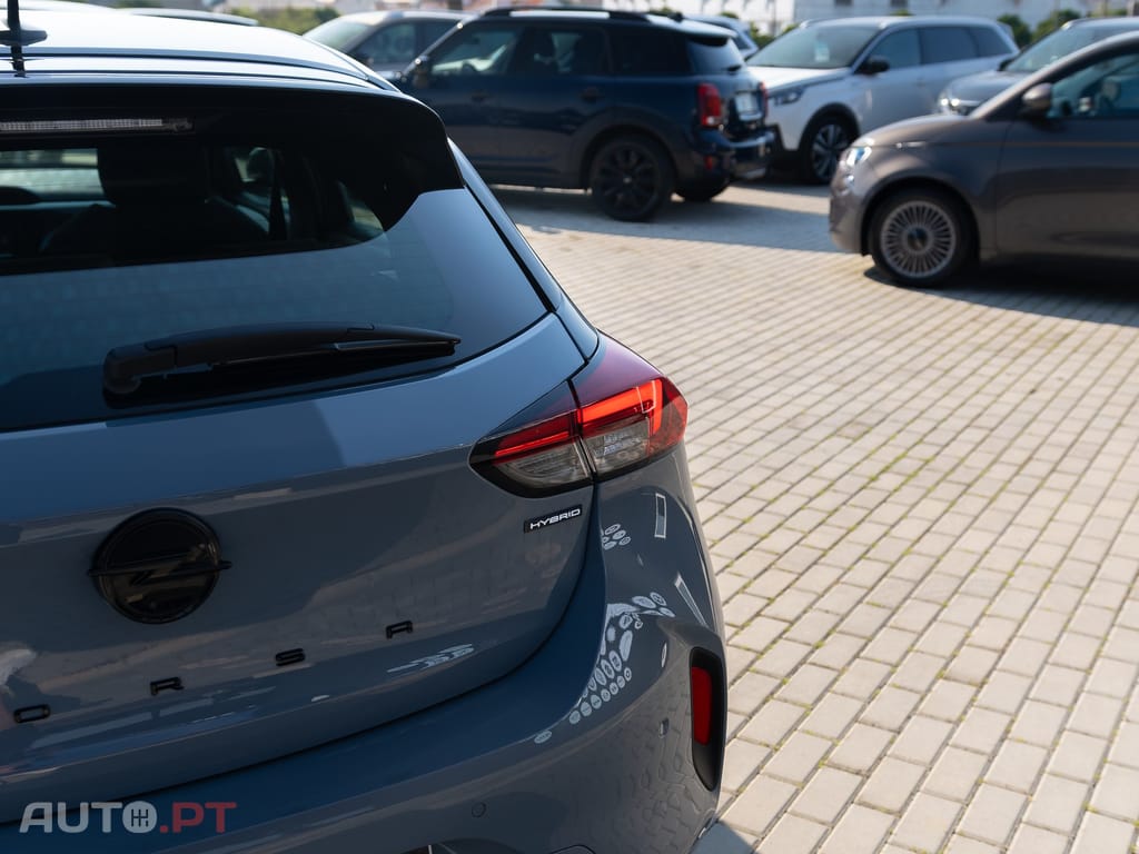 Opel Corsa 1.2 T GS Line Aut.