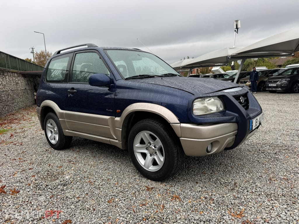 Suzuki Grand Vitara MT 1.6 Prestige