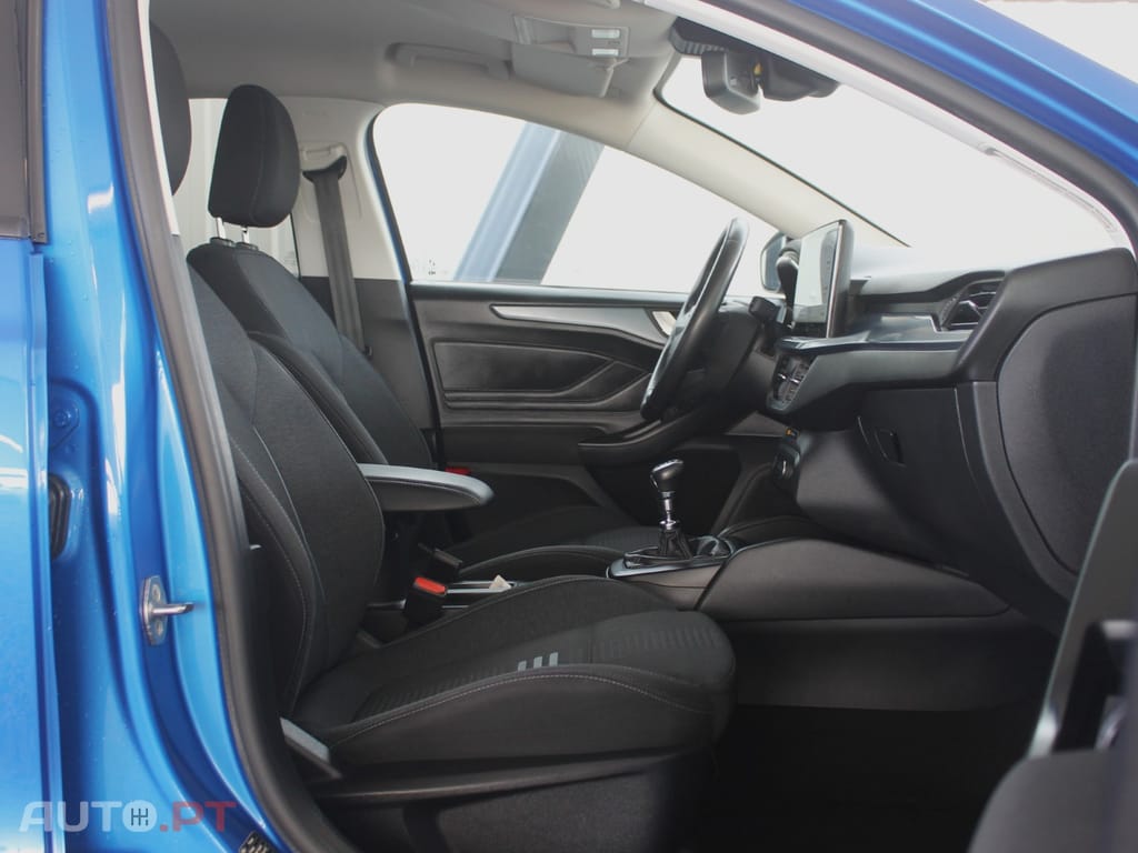 Ford Focus 1.0 EcoBoost MHEV Active X