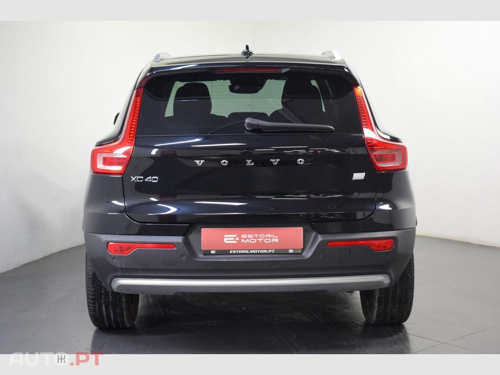 Volvo XC40 1.5 T4 211 Core PG HYBRID