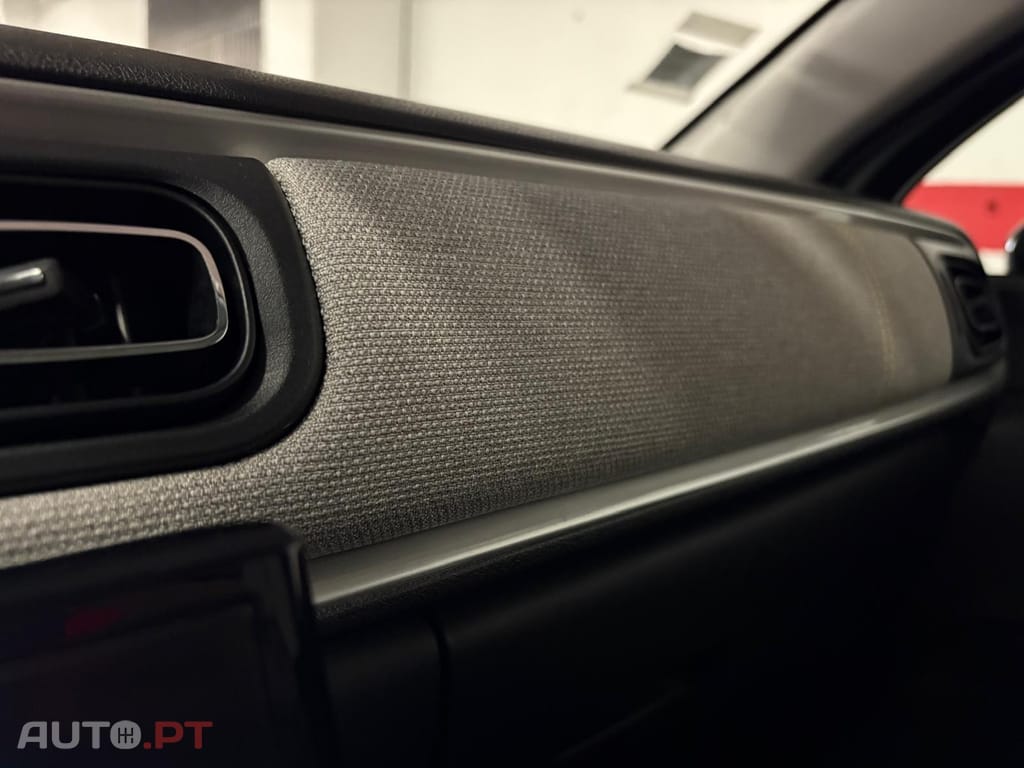 Citroen C3 1.2 PureTech Shine EAT6