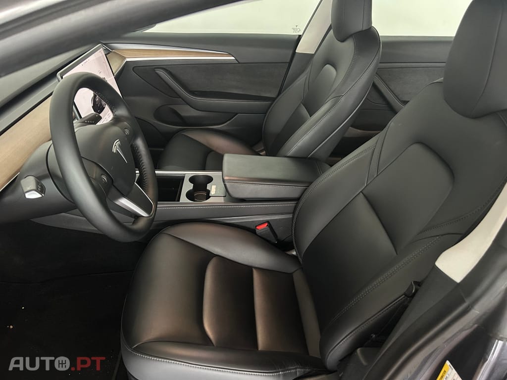 Tesla Model 3 Long Range Tração Traseira