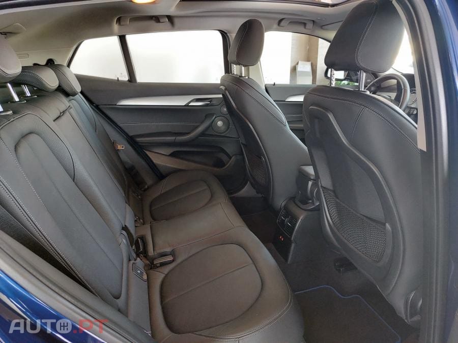 BMW X2 18 d sDrive Auto