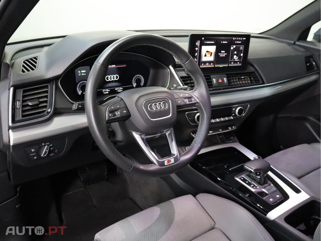 Audi Q5 50 TFSIe quattro S tronic Advance PHEV