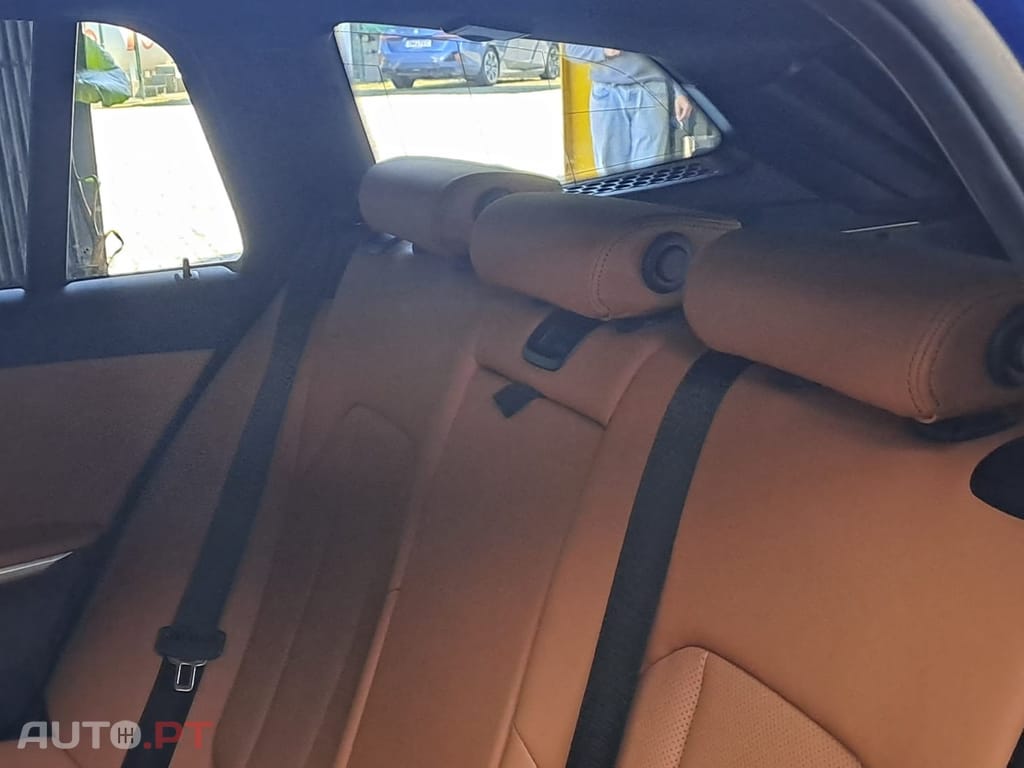 BMW 320 e Pack M