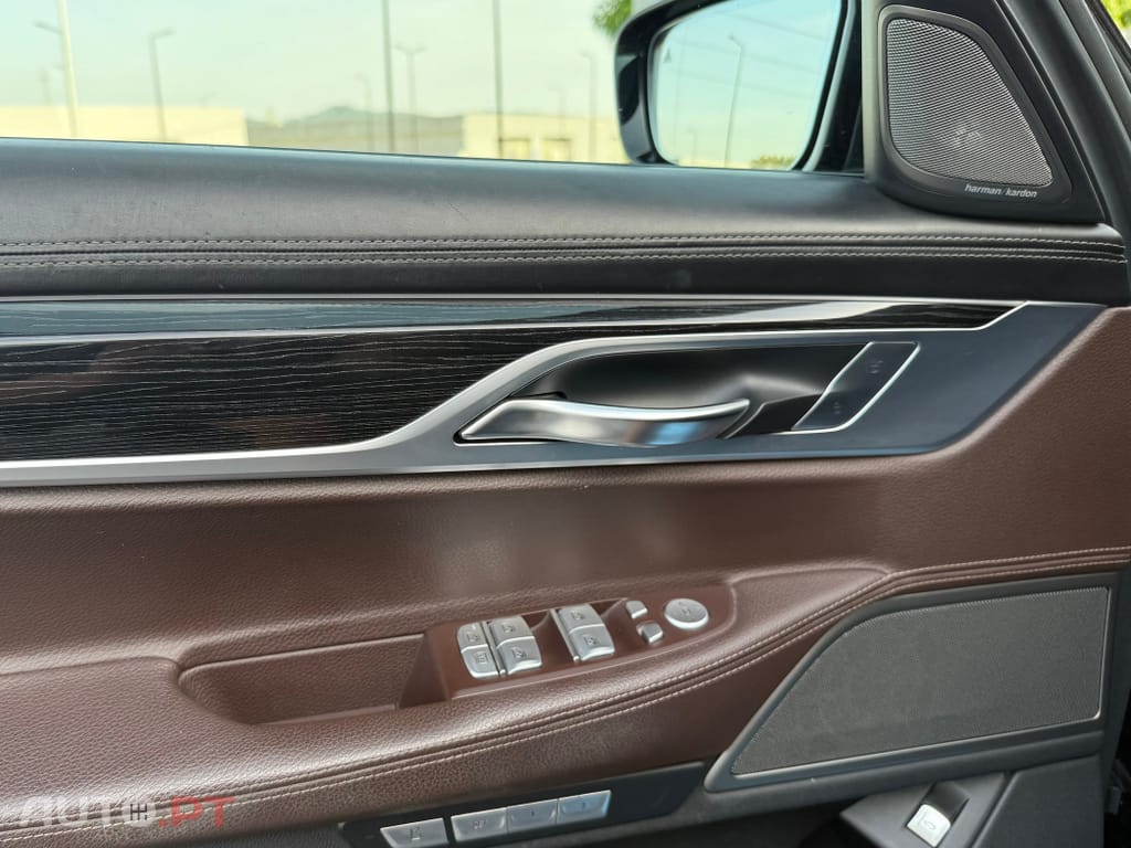 BMW 740 d xDrive Pack M