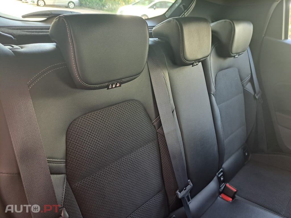 Renault Clio 1.0 TCe Intens Bi-Fuel