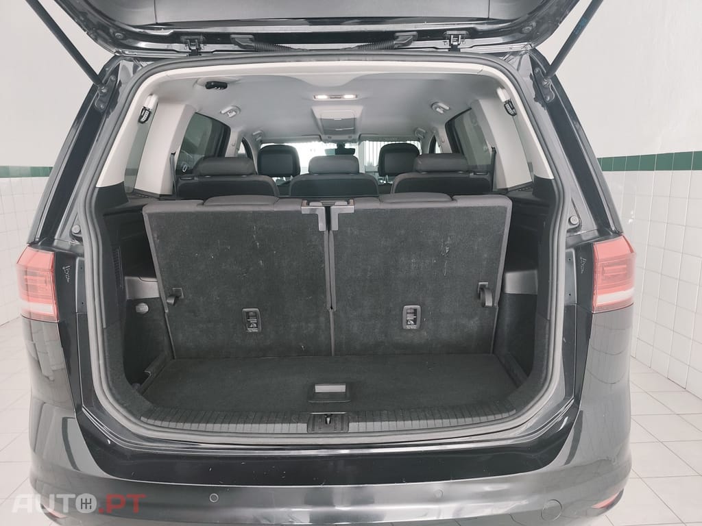 Volkswagen Touran 2.0 TDI Confortline DSG