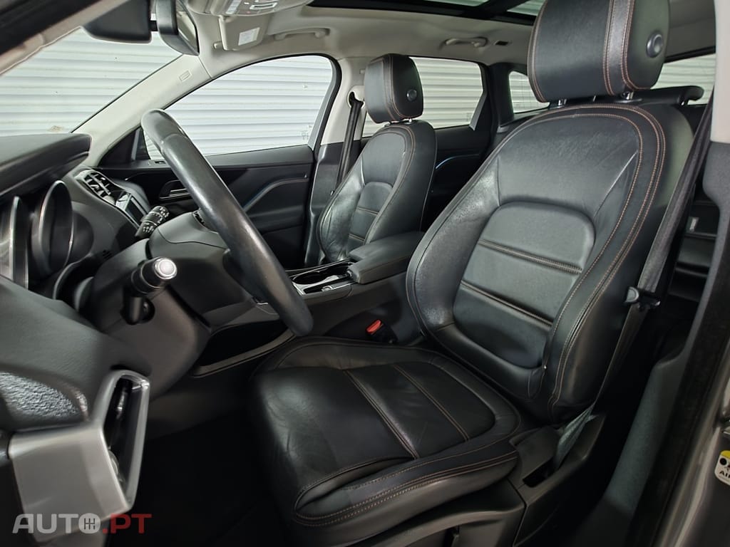 Jaguar F-Pace 2.0 i4D R-Sport