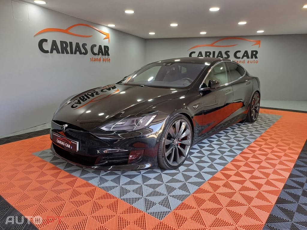 Tesla Model S P85D