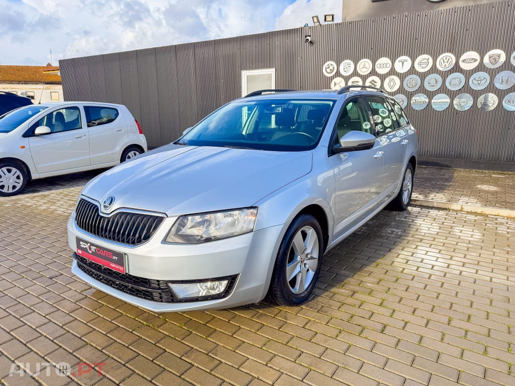 Skoda Octavia Break 1.6 TDi Style DSG