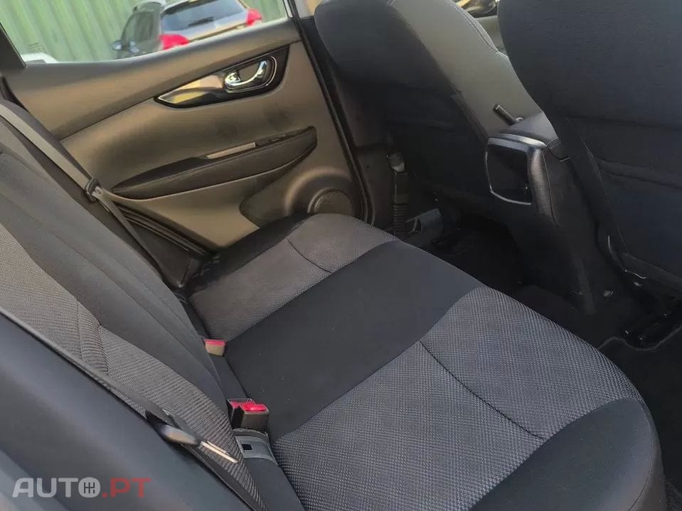 Nissan Qashqai 1.5 dCi Tekna J19