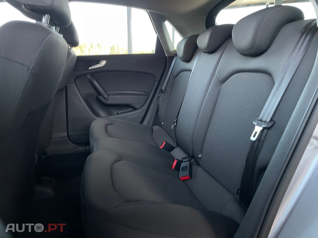 Audi A1 1.6 TDI S-line