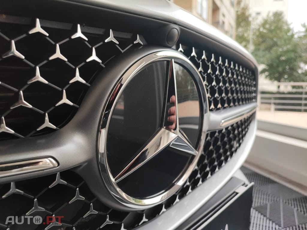 Mercedes-Benz CLA 250 e AMG Hibrido