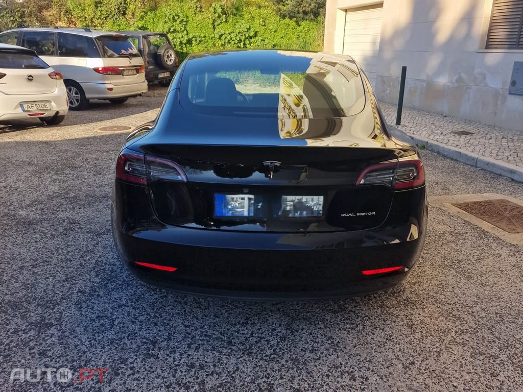 Tesla Model 3 long range