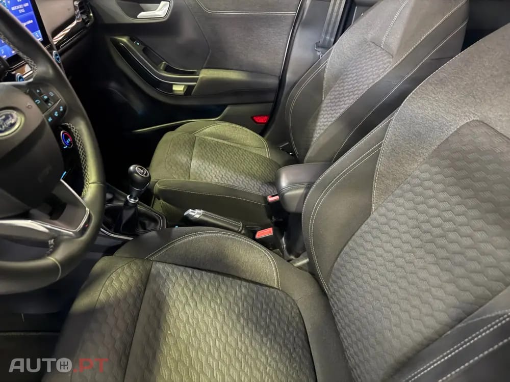 Ford Puma 1.0 EcoBoost MHEV ST-Line