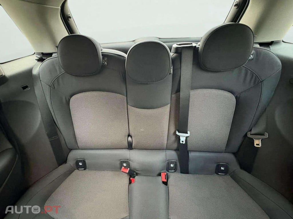 MINI Cooper Cooper Auto